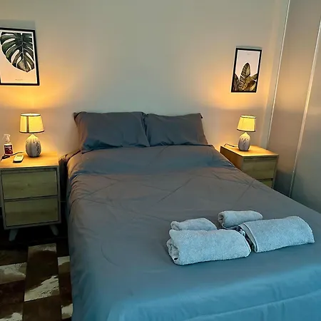 Best In Camba Cua, A Metros De La Costanera Y Del Centro De La Ciudad, Ubicacion Inmejorable, Cerca De La Playa, Dpto Moderno, Completamente Equipado, Con Balcon, Con Todo Lo Necesario Para Una Estadia Comoda Y Placentera Corrientes Exterior foto