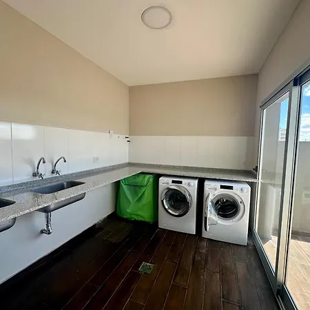Best In Camba Cua, A Metros De La Costanera Y Del Centro De La Ciudad, Ubicacion Inmejorable, Cerca De La Playa, Dpto Moderno, Completamente Equipado, Con Balcon, Con Todo Lo Necesario Para Una Estadia Comoda Y Placentera Corrientes Exterior foto